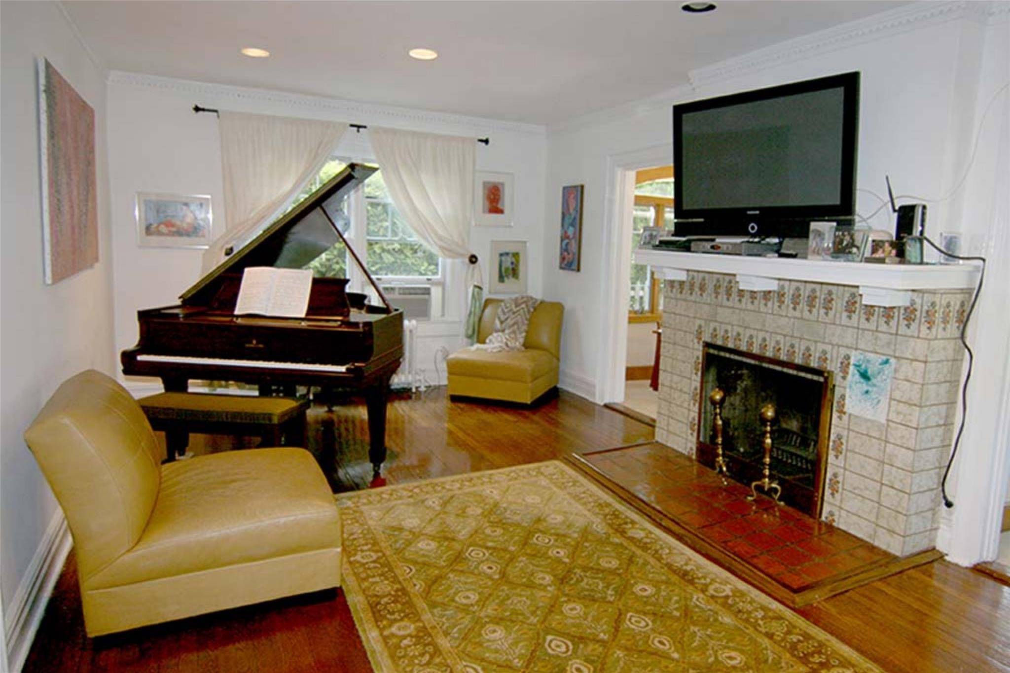 Larchmont, NY 10538,21 Forest Park AVE