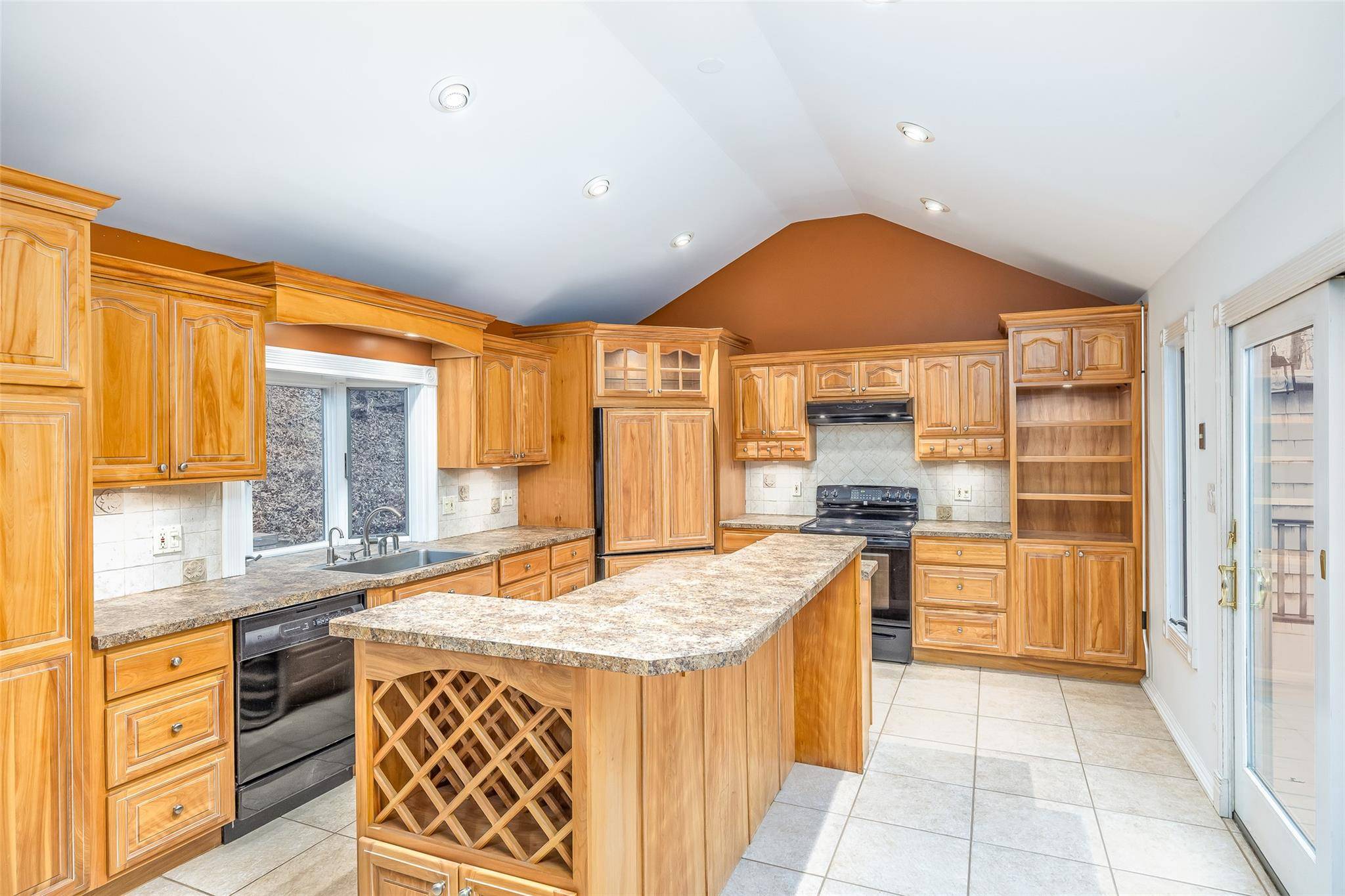 Rocky Point, NY 11778,144 Hallock Landing RD