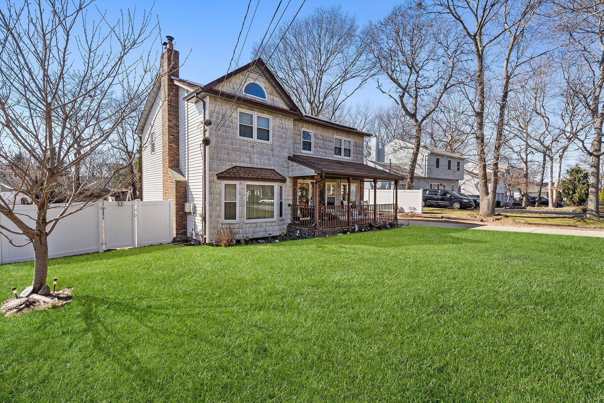Farmingville, NY 11738,48 Hillside RD