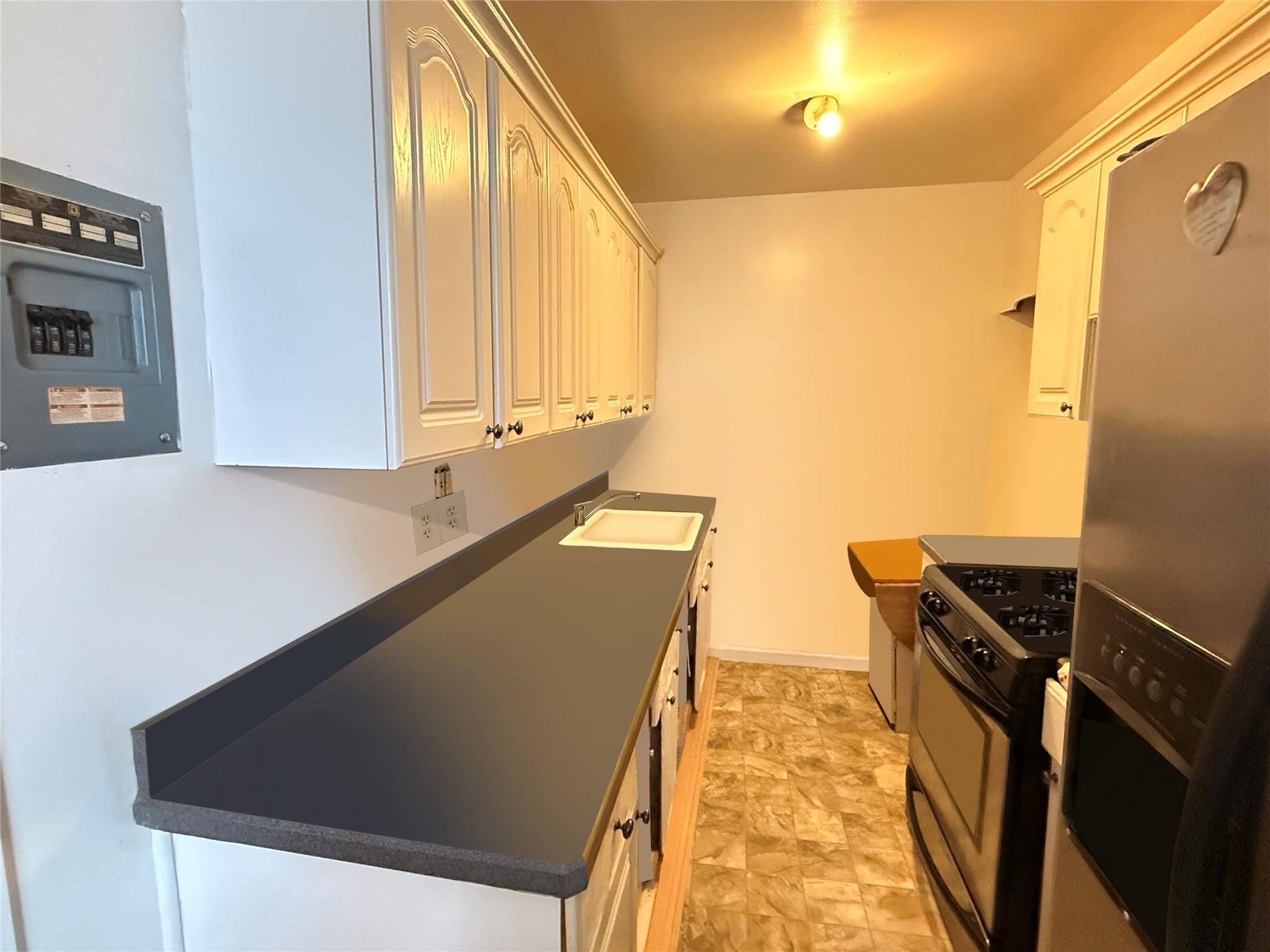 Whitestone, NY 11357,163-30 Willets Point BLVD #4-250