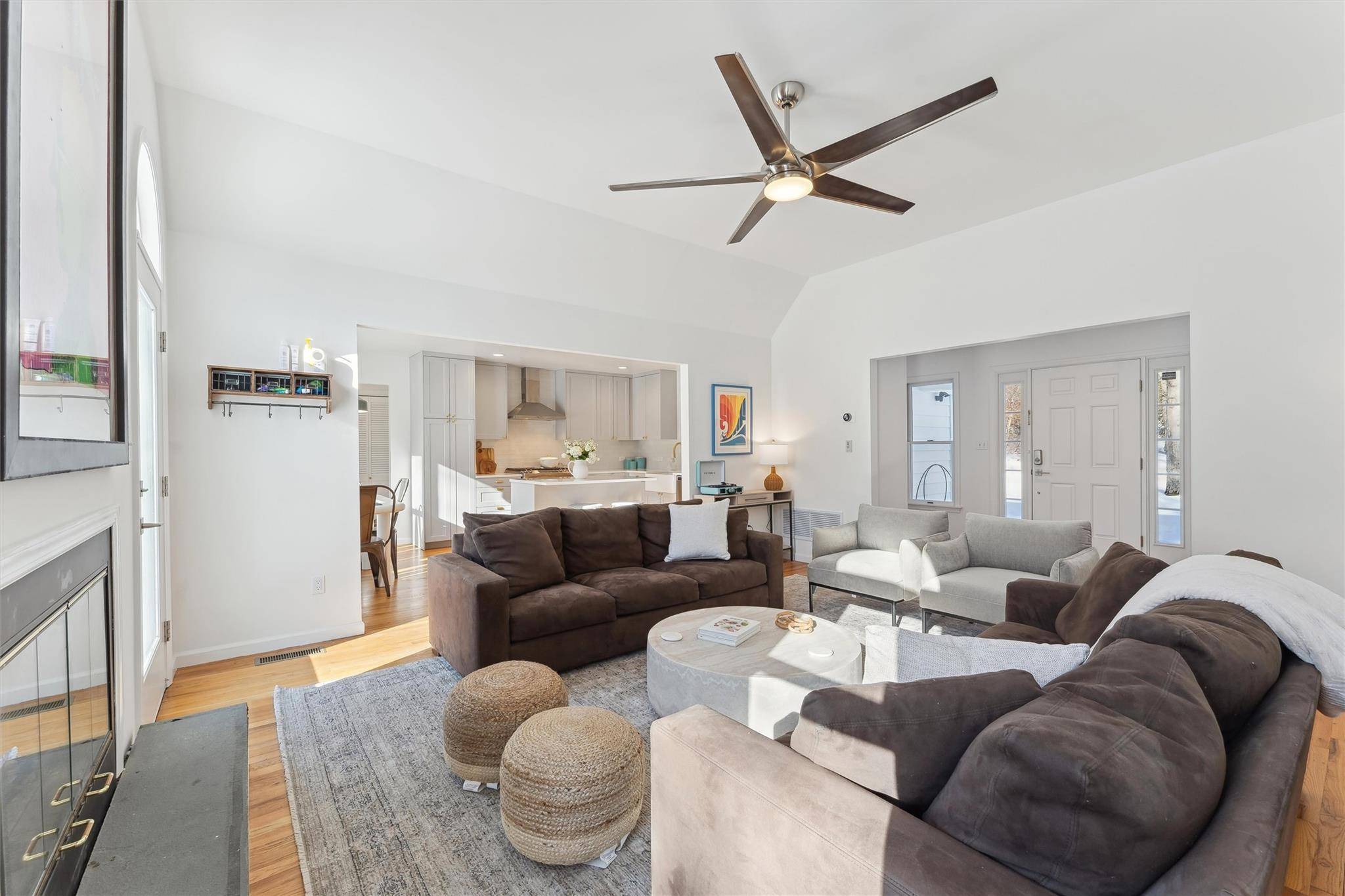 Hampton Bays, NY 11946,14 Hildreth RD