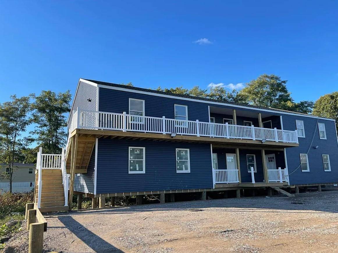 Mastic, NY 11950,18 Abby Lane #3A