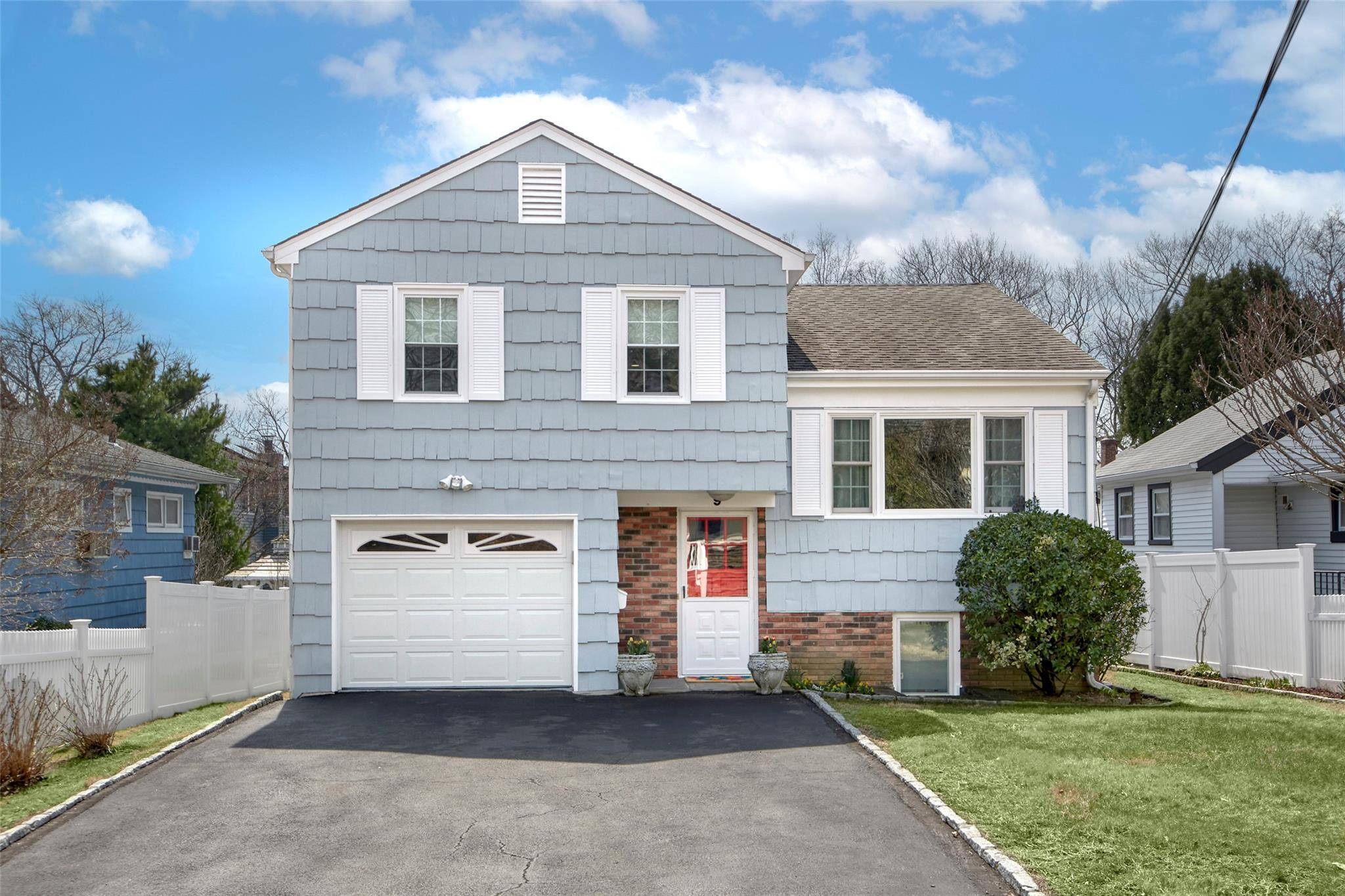 Rye, NY 10580,9 Bulkley MNR