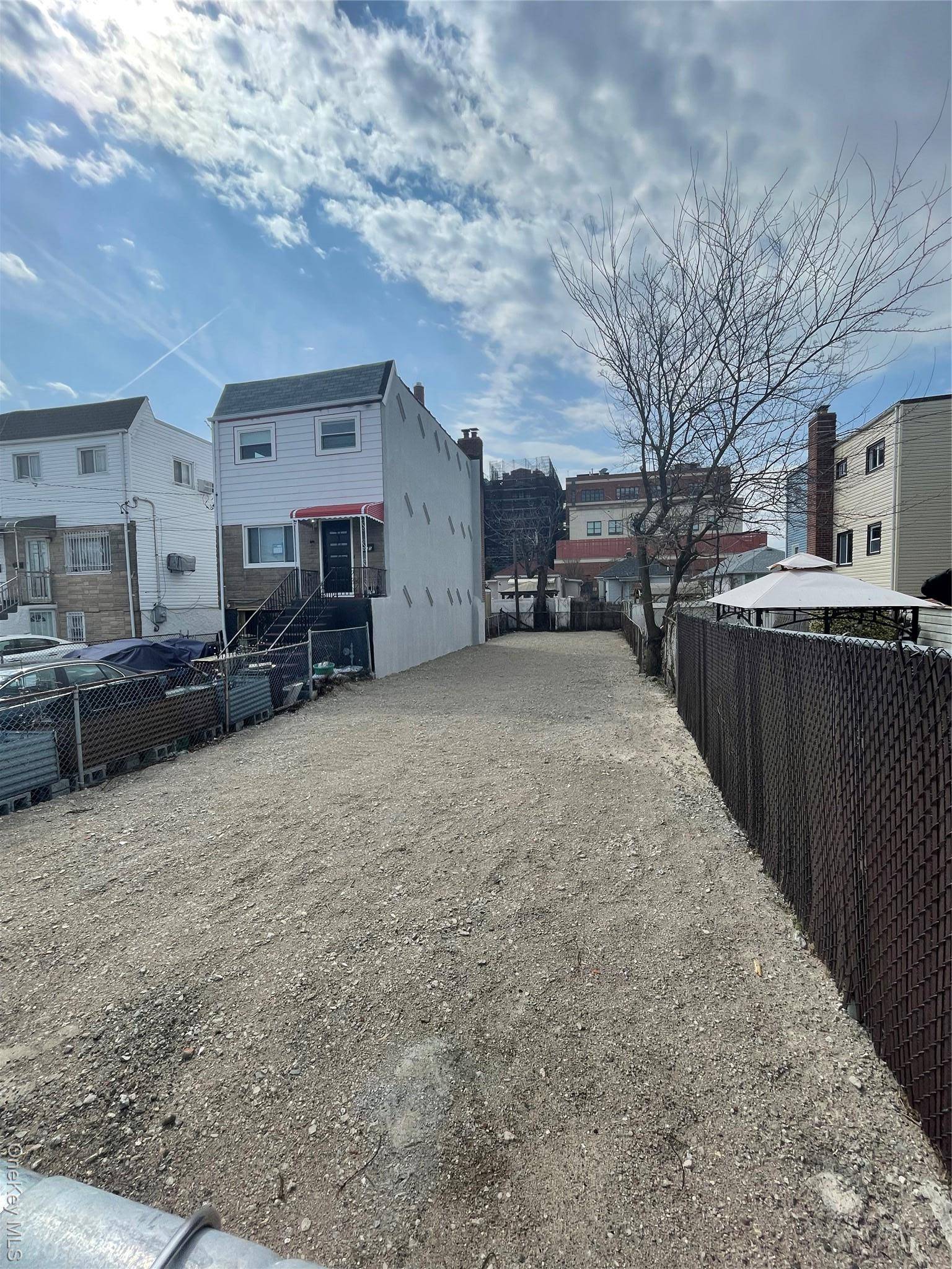 Arverne, NY 11692,457 Beach 64th ST
