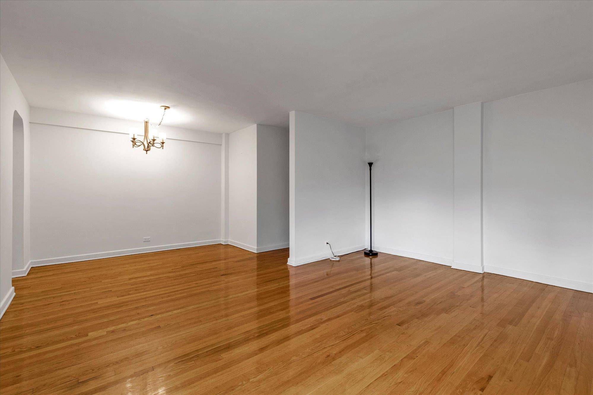 Forest Hills, NY 11375,72-61 113th ST #5K