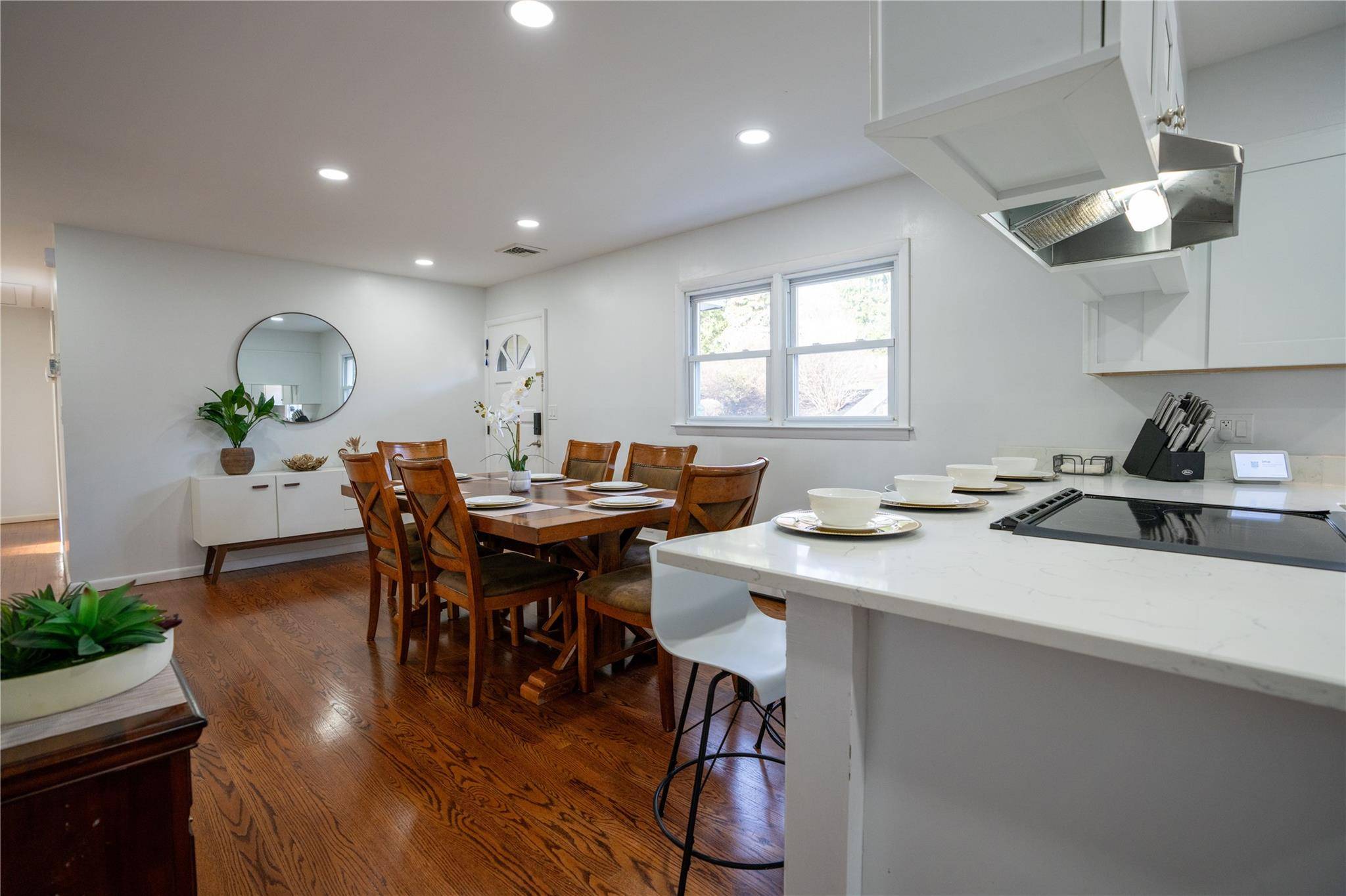 Ossining, NY 10562,61 Cedar LN