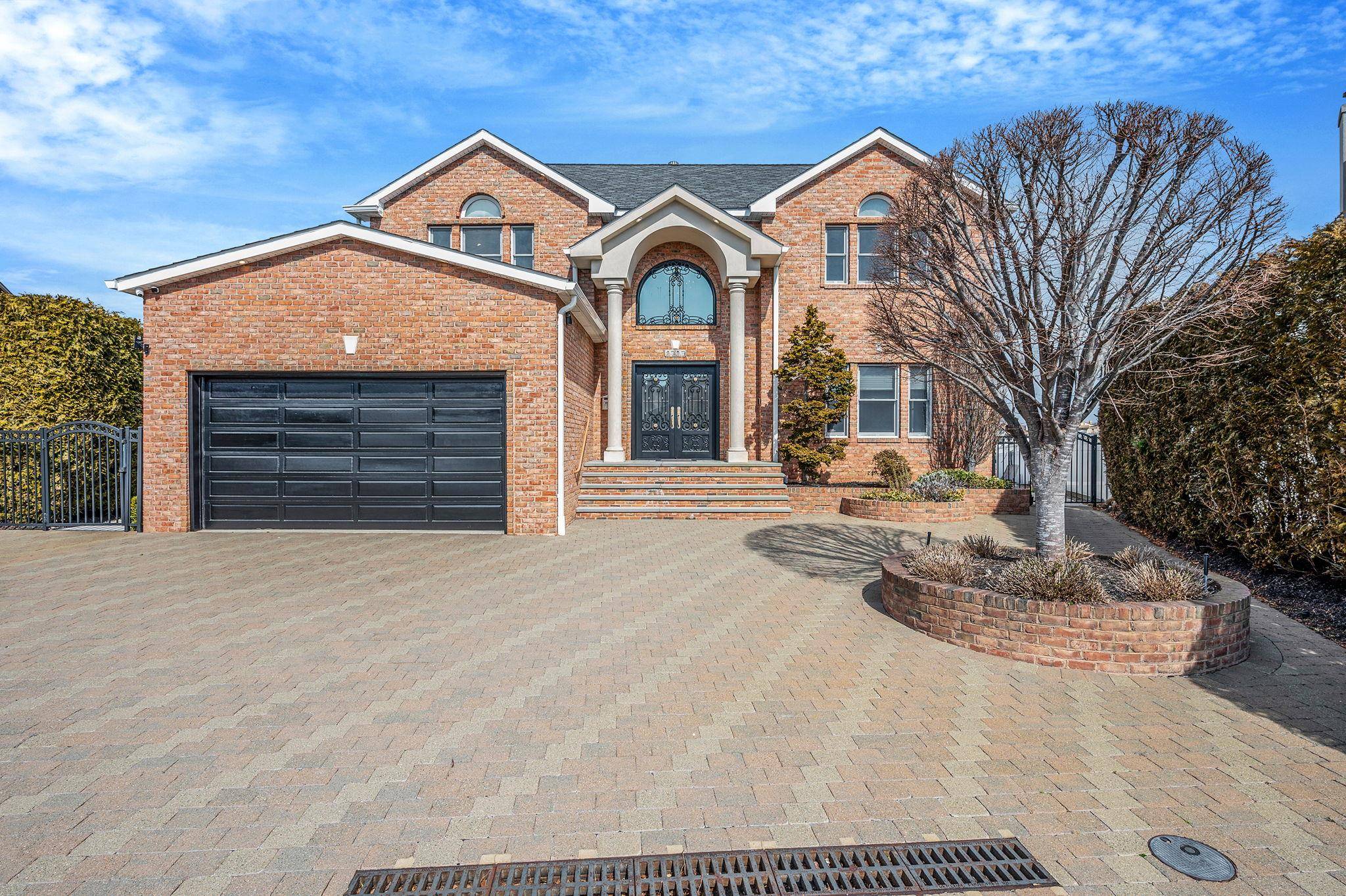 Bellmore, NY 11710,2707 Easa PL