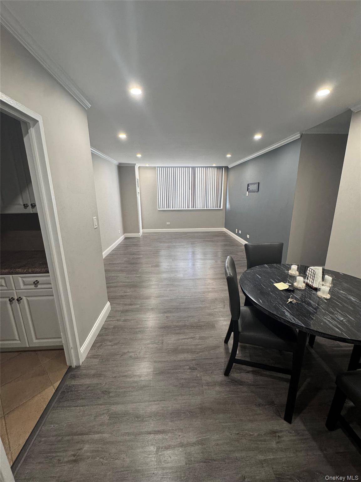 Floral Park, NY 11005,269-10 GRAND CENTRAL PARKWAY #2C