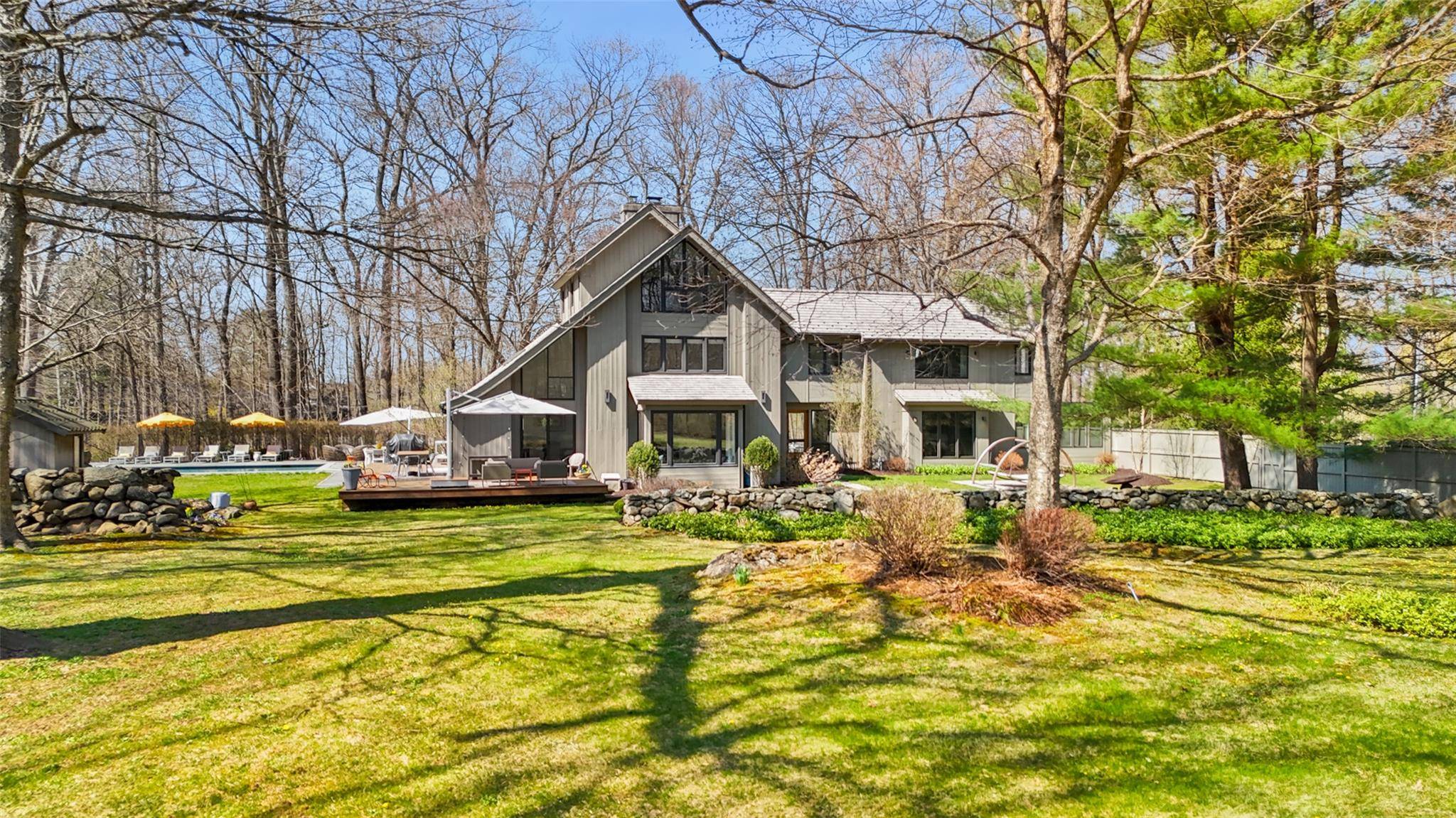 Katonah, NY 10536,85 Girdle Ridge RD