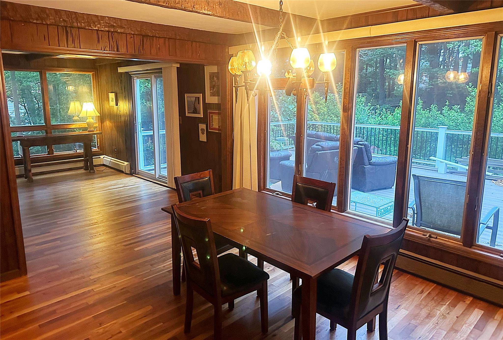Port Jefferson, NY 11777,39 Cliff RD