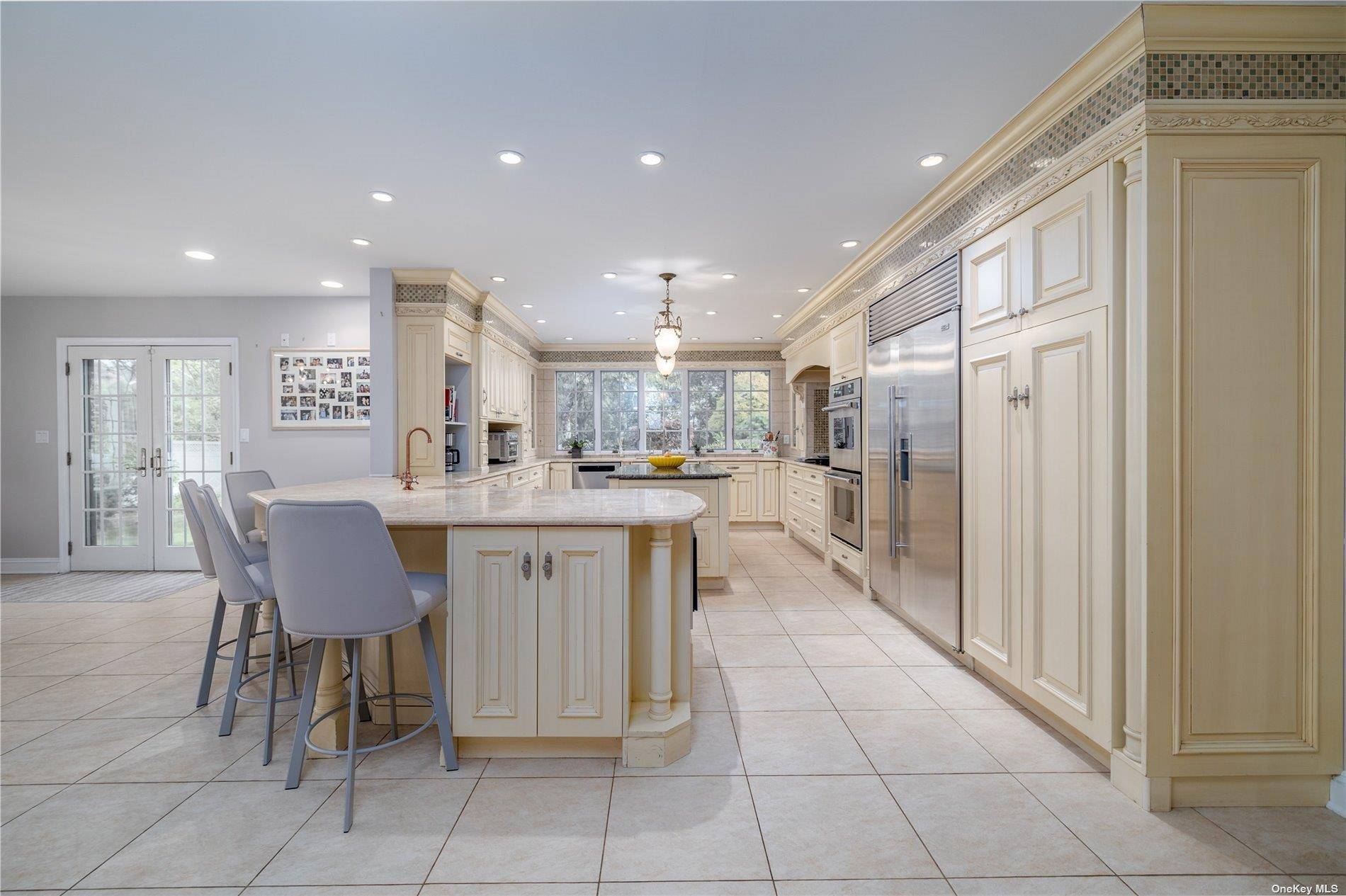 Rockville Centre, NY 11570,333 N Village AVE