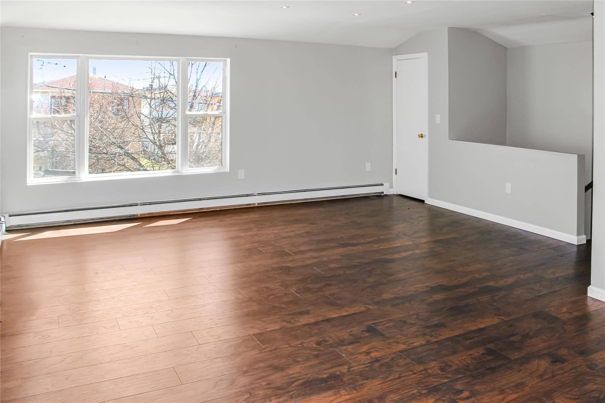 Jamaica, NY 11433,163-49 Phroane AVE