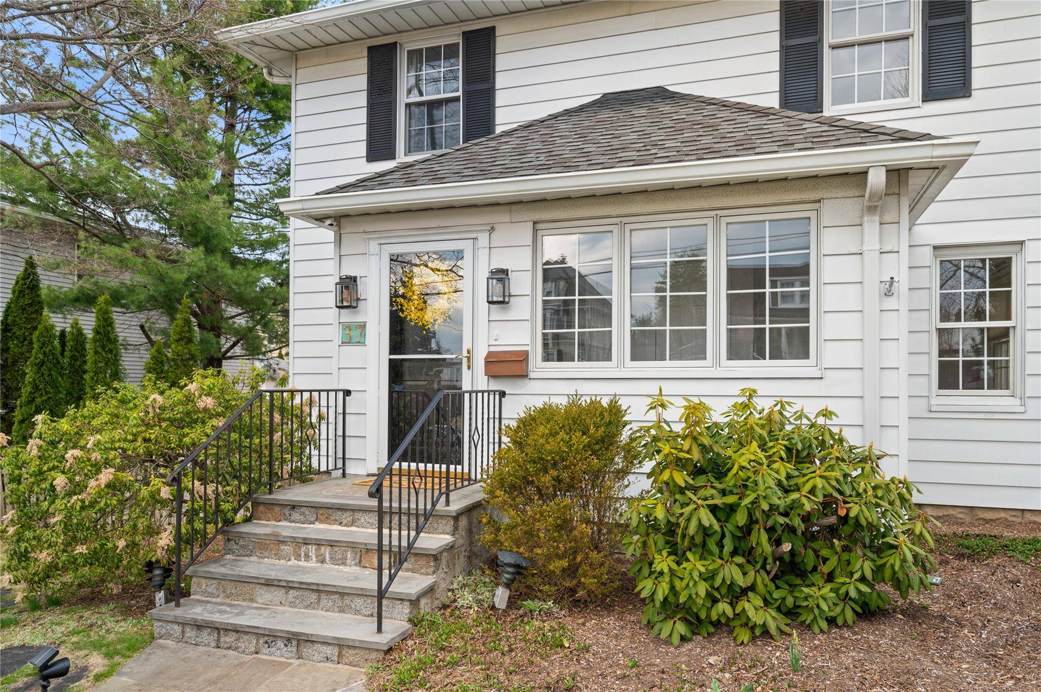Scarsdale, NY 10583,37 Alkamont AVE