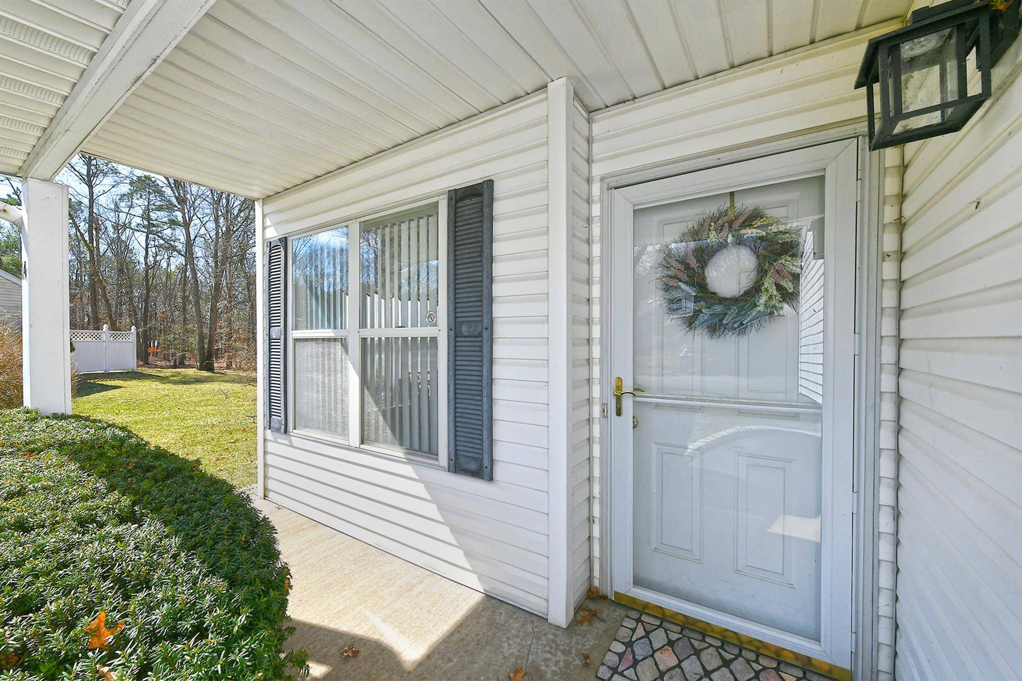 Holtsville, NY 11742,14 Lindsey CT
