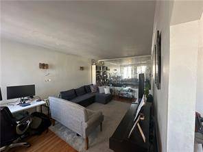 Maspeth, NY 11378,68-10 60 DR