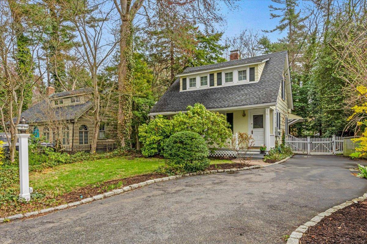 Locust Valley, NY 11560,16 Egypt LN