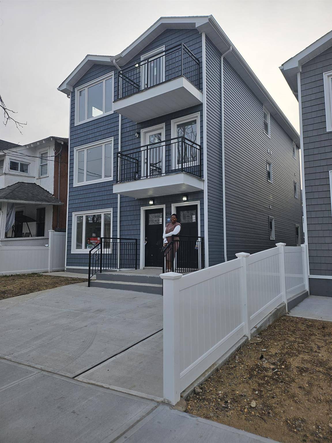 Far Rockaway, NY 11691,1059 Grassmere TER