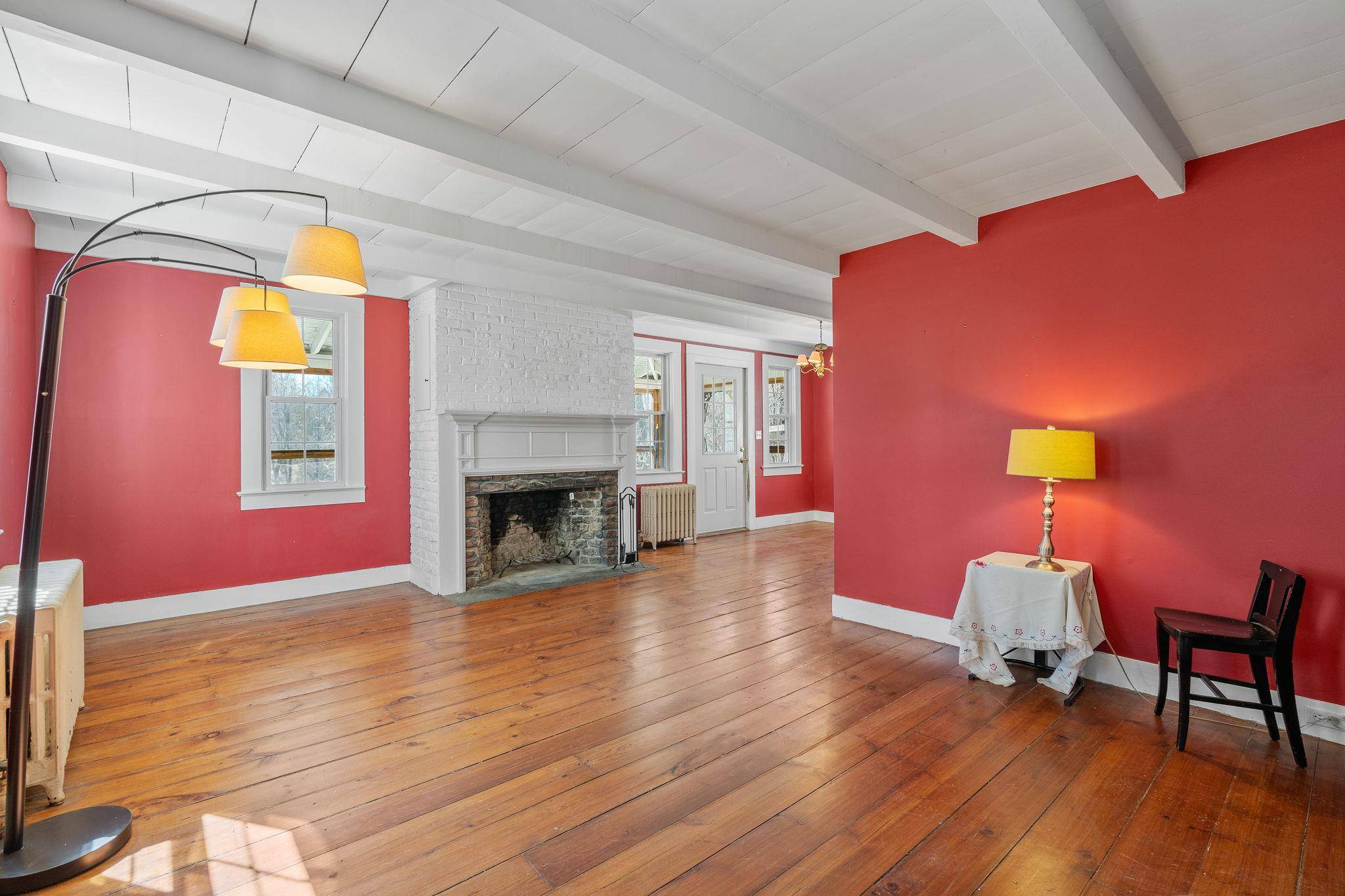 Hurley, NY 12443,250 Millbrook AVE