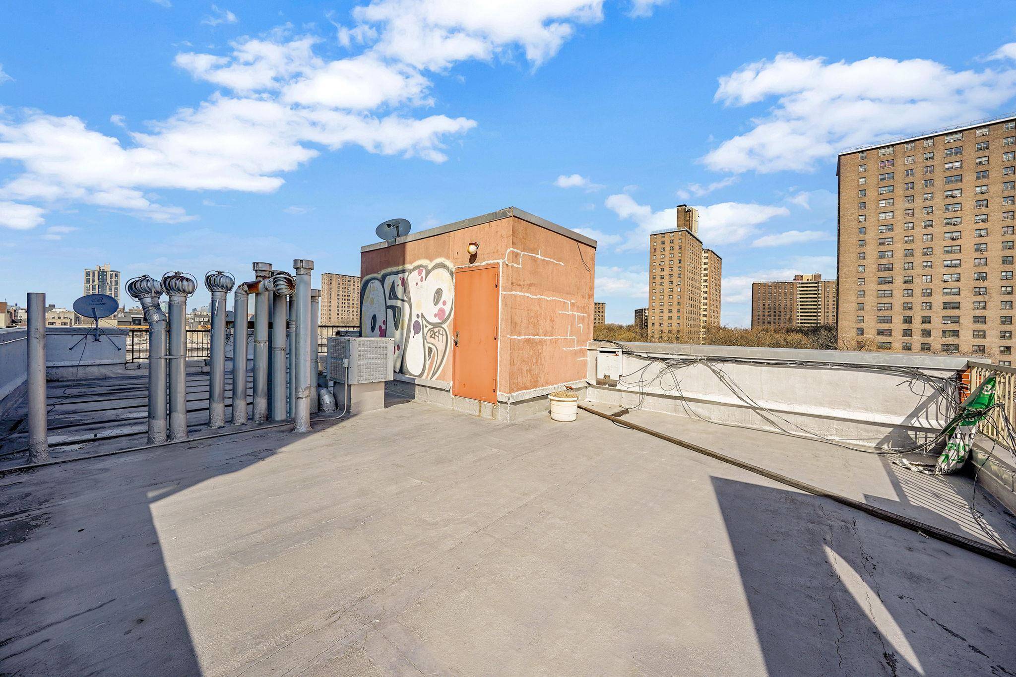 Brooklyn, NY 11206,39 Debevoise ST