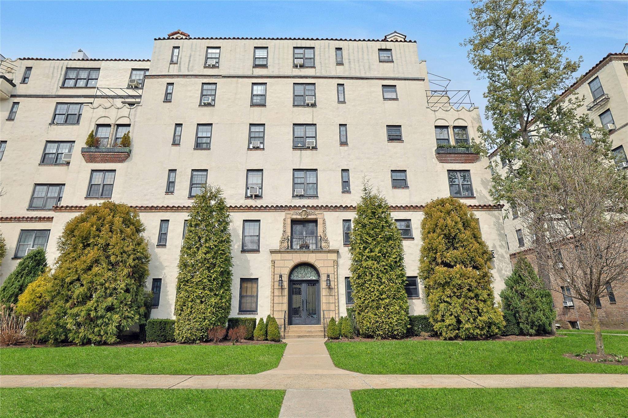 New Rochelle, NY 10804,1273 North AVE #1ab