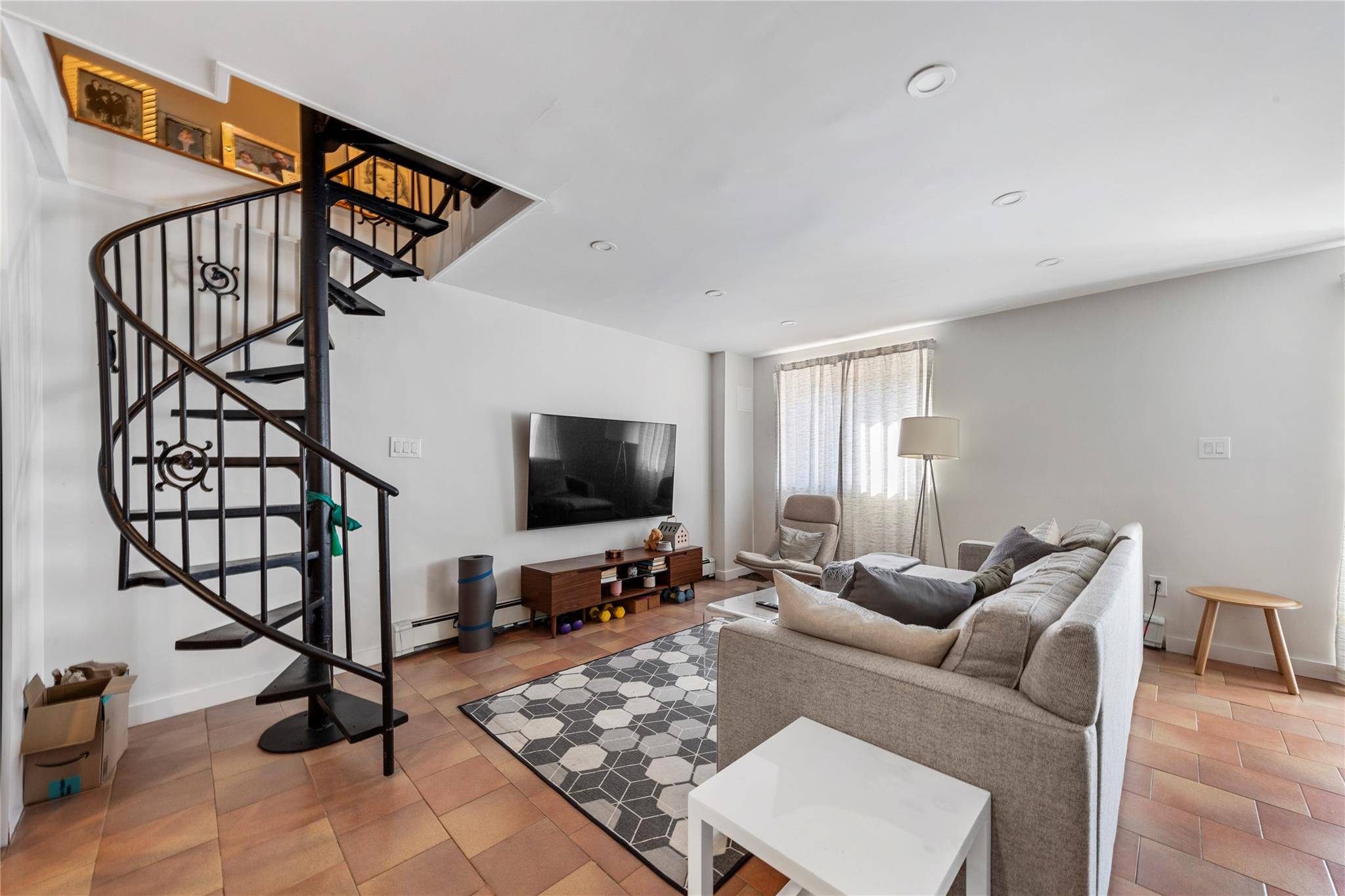 Woodside, NY 11377,66-14 49th AVE