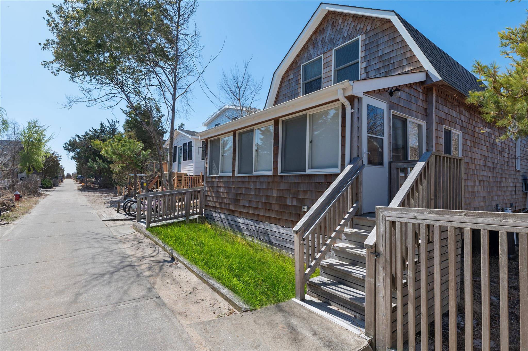 Ocean Beach, NY 11770,110 Ocean Road