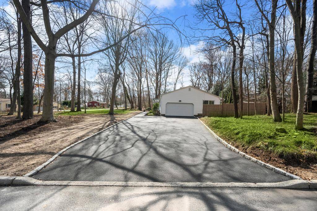 Smithtown, NY 11787,58 Oak ST