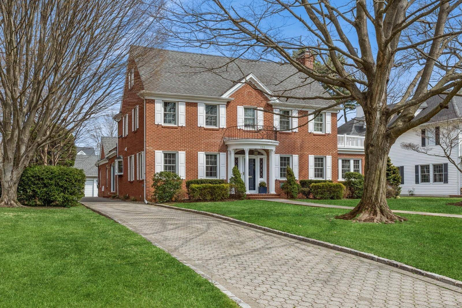 Garden City, NY 11530,111 Arthur ST