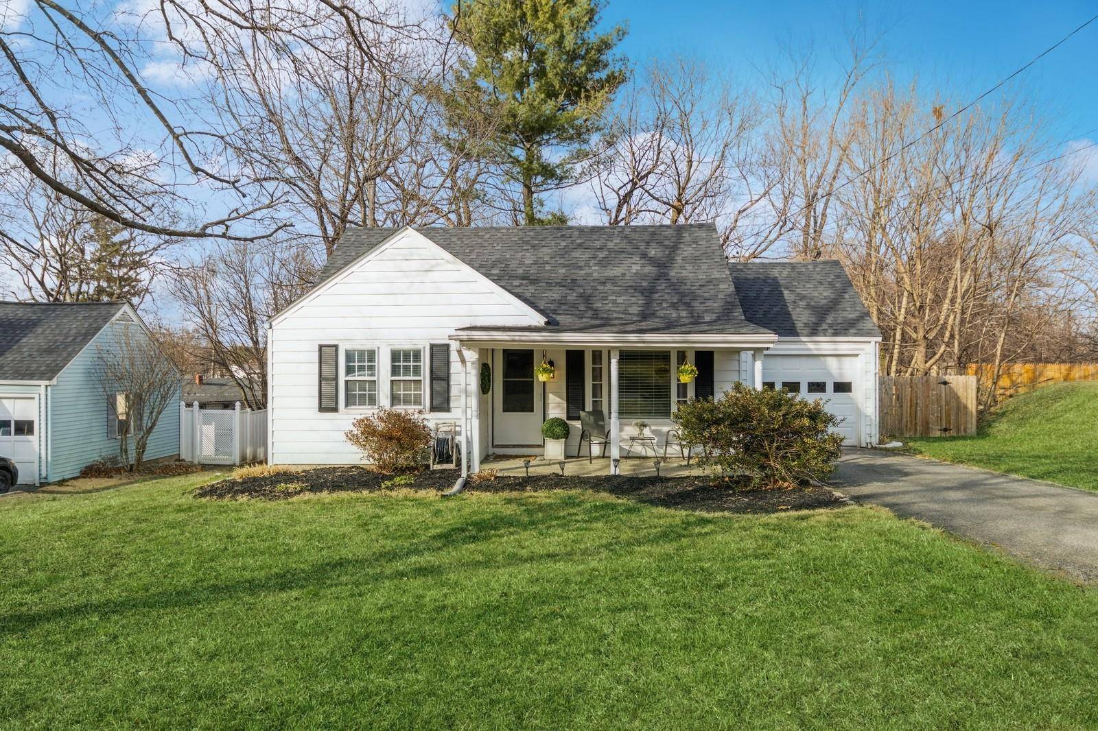 New Windsor, NY 12553,6 Hilltop DR