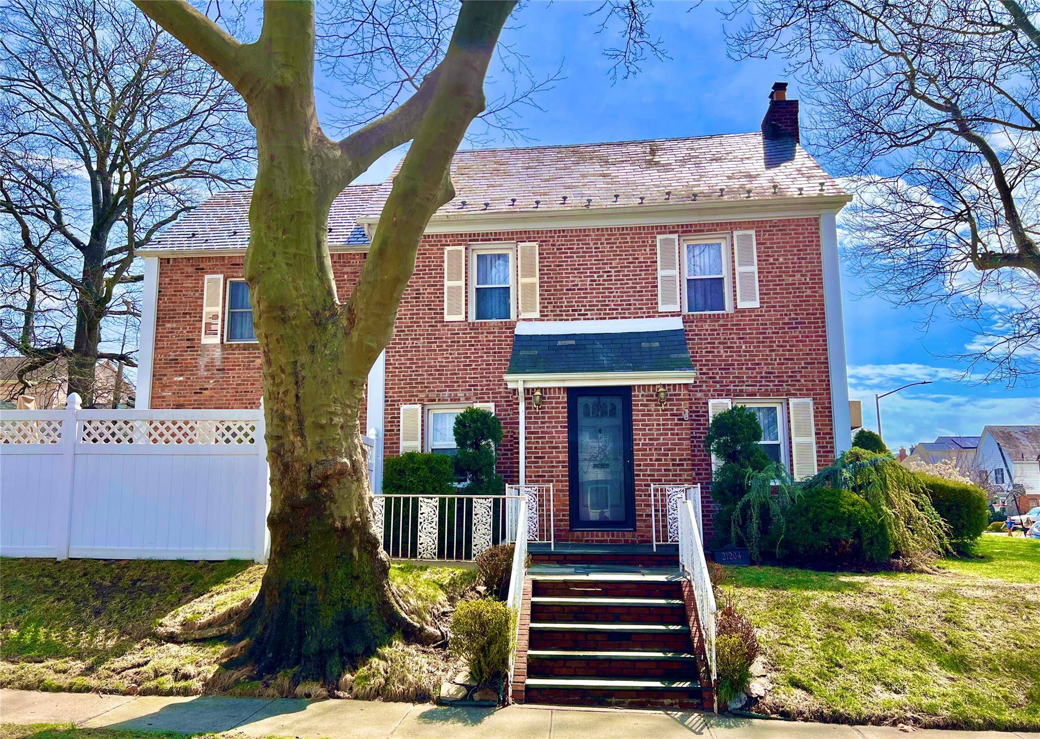 Bayside, NY 11364,212-04 50th AVE
