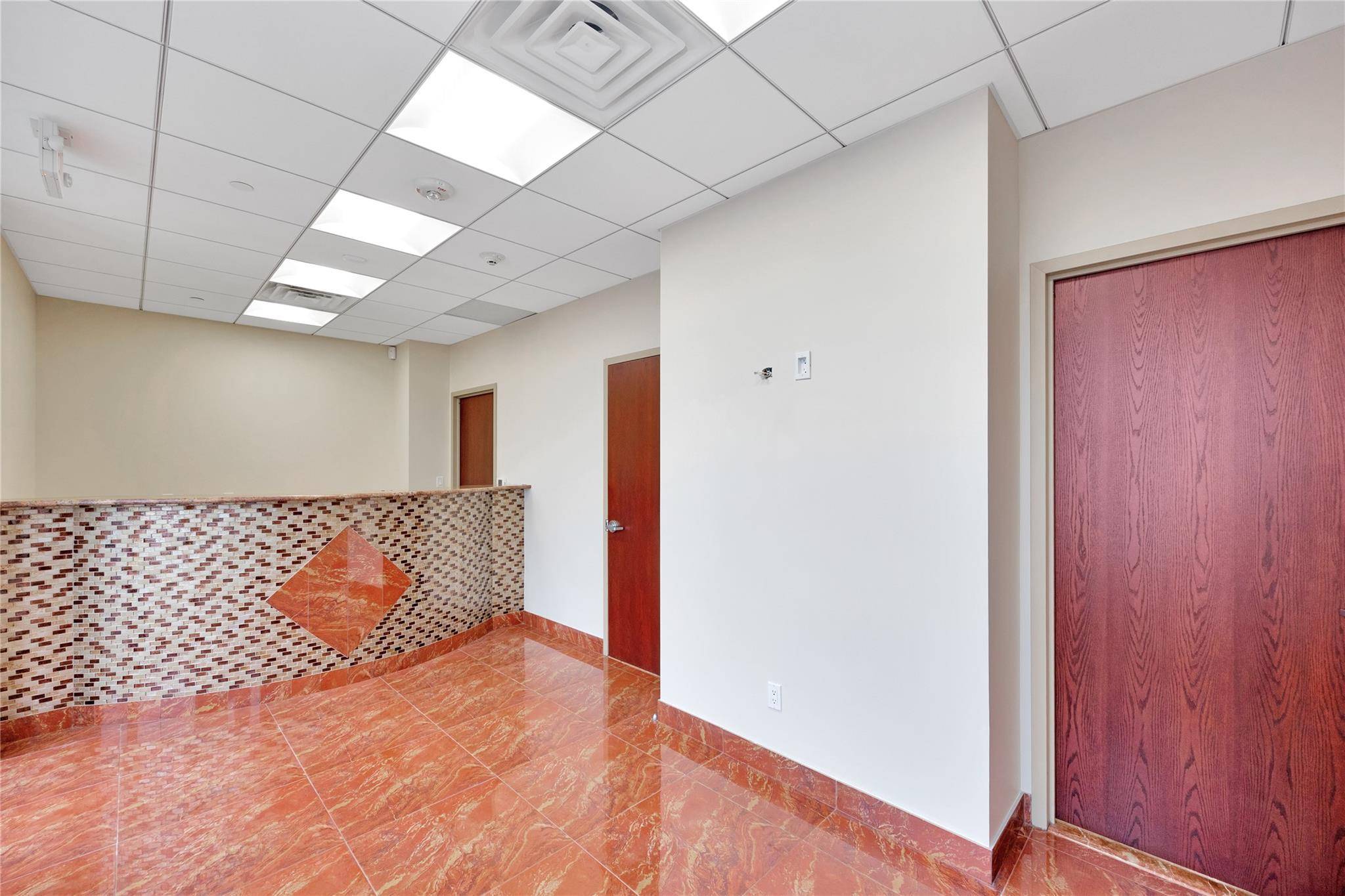 Mineola, NY 11501,169 Liberty AVE