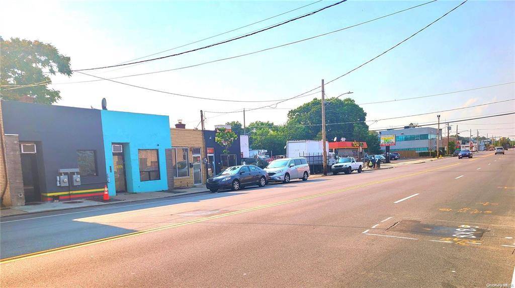 Freeport, NY 11520,197 N Main ST