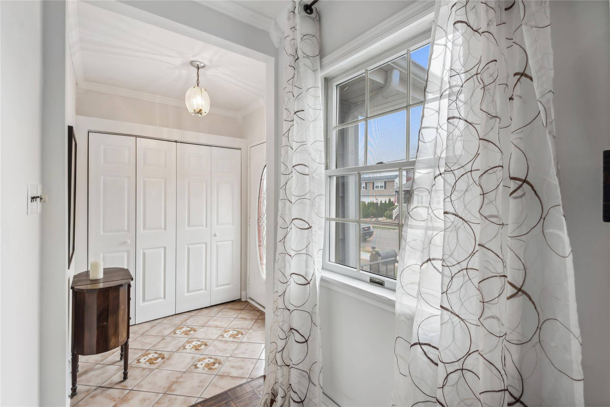 Malverne, NY 11565,5 Lexington AVE