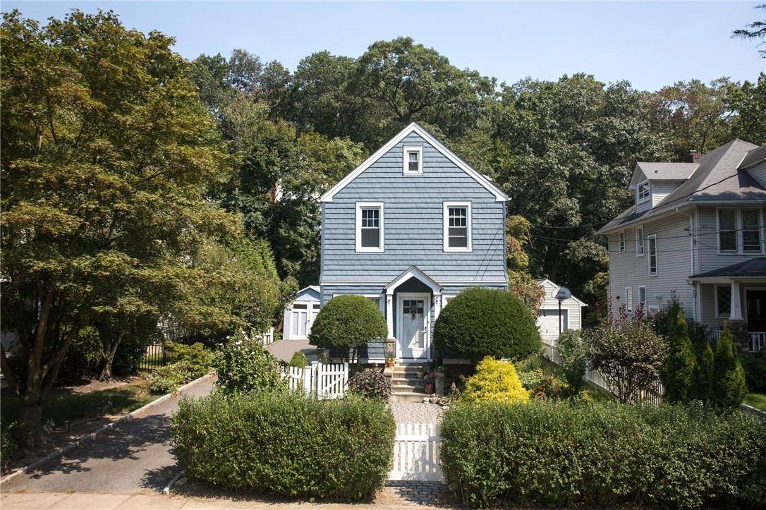 Hastings-on-hudson, NY 10706,14 Rosedale AVE