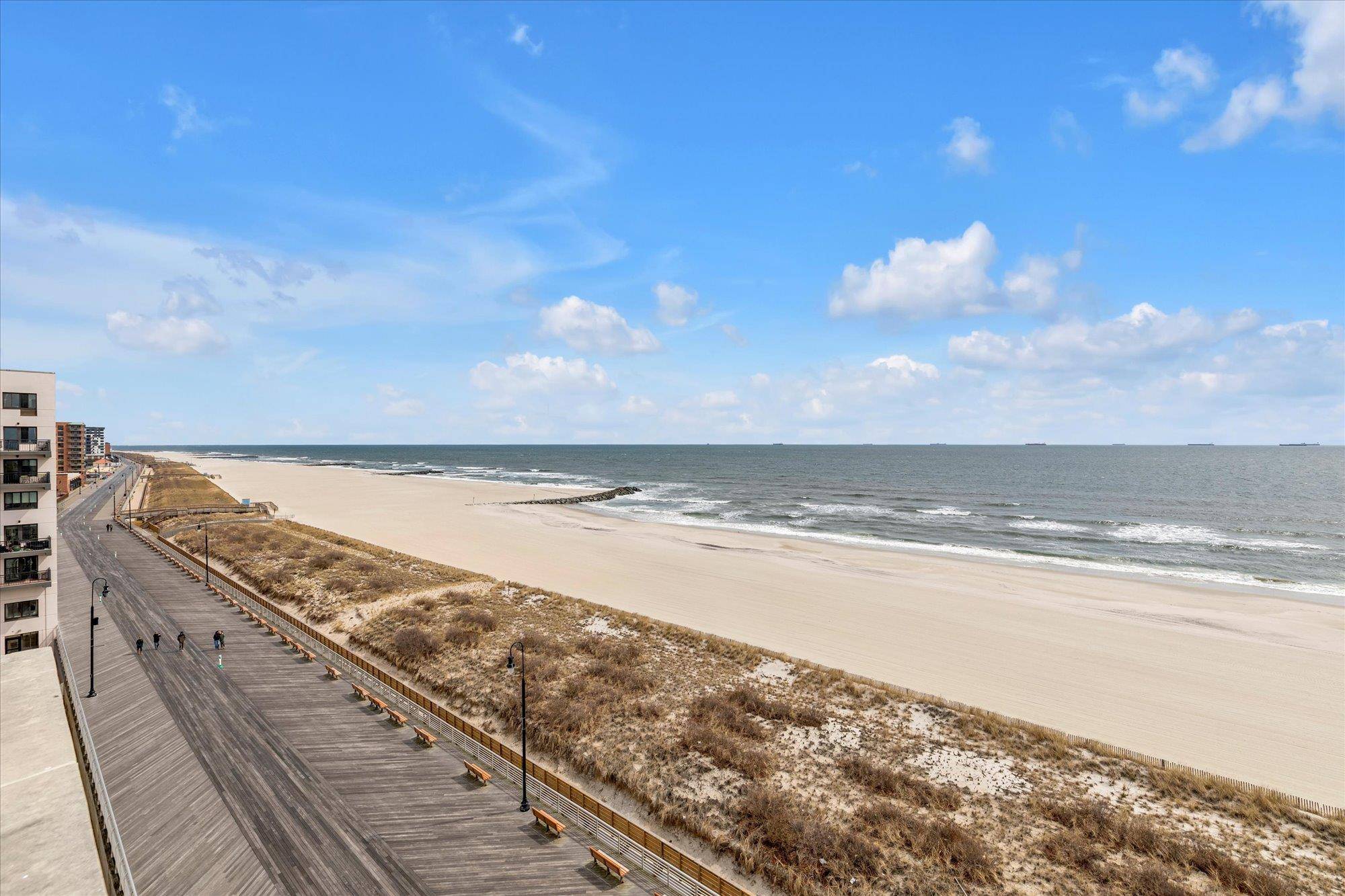 Long Beach, NY 11561,170 W.Broadway