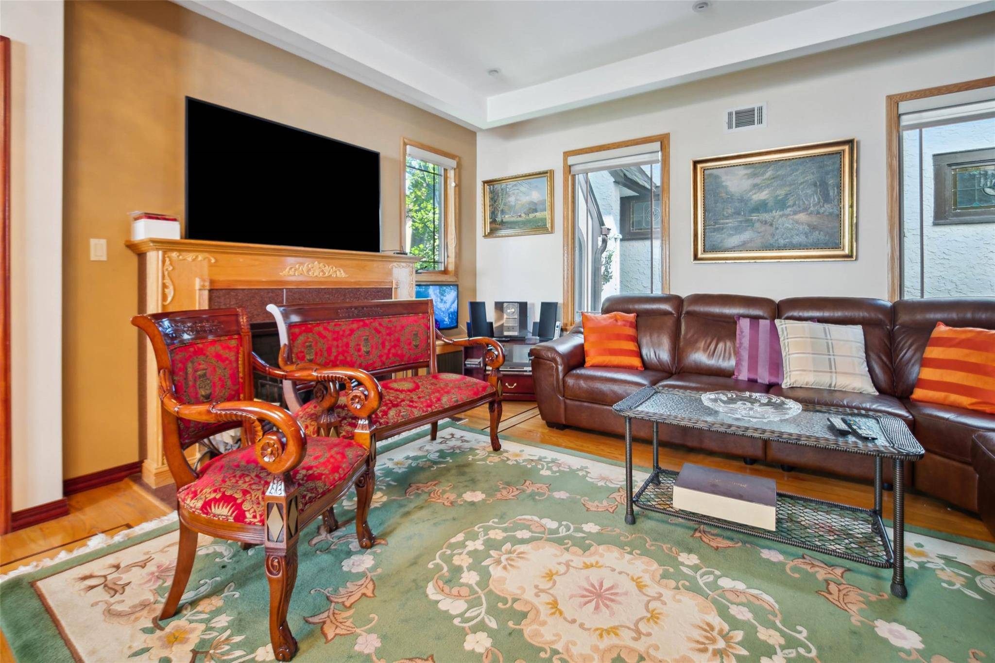 Forest Hills, NY 11375,71-38 Harrow ST