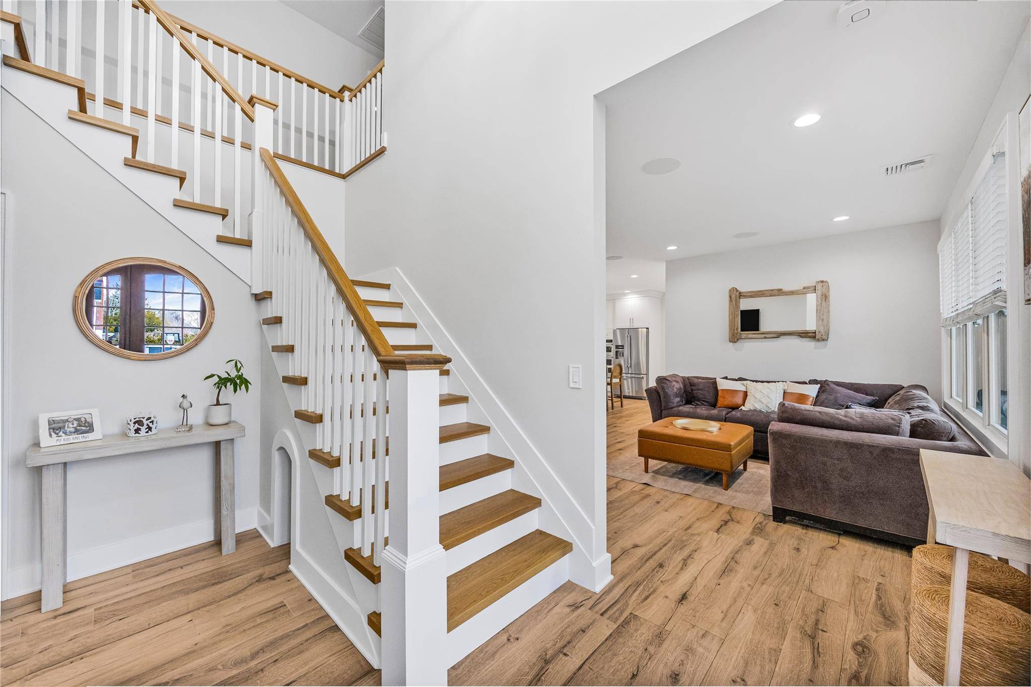 Blue Point, NY 11715,10 Humphrey LN