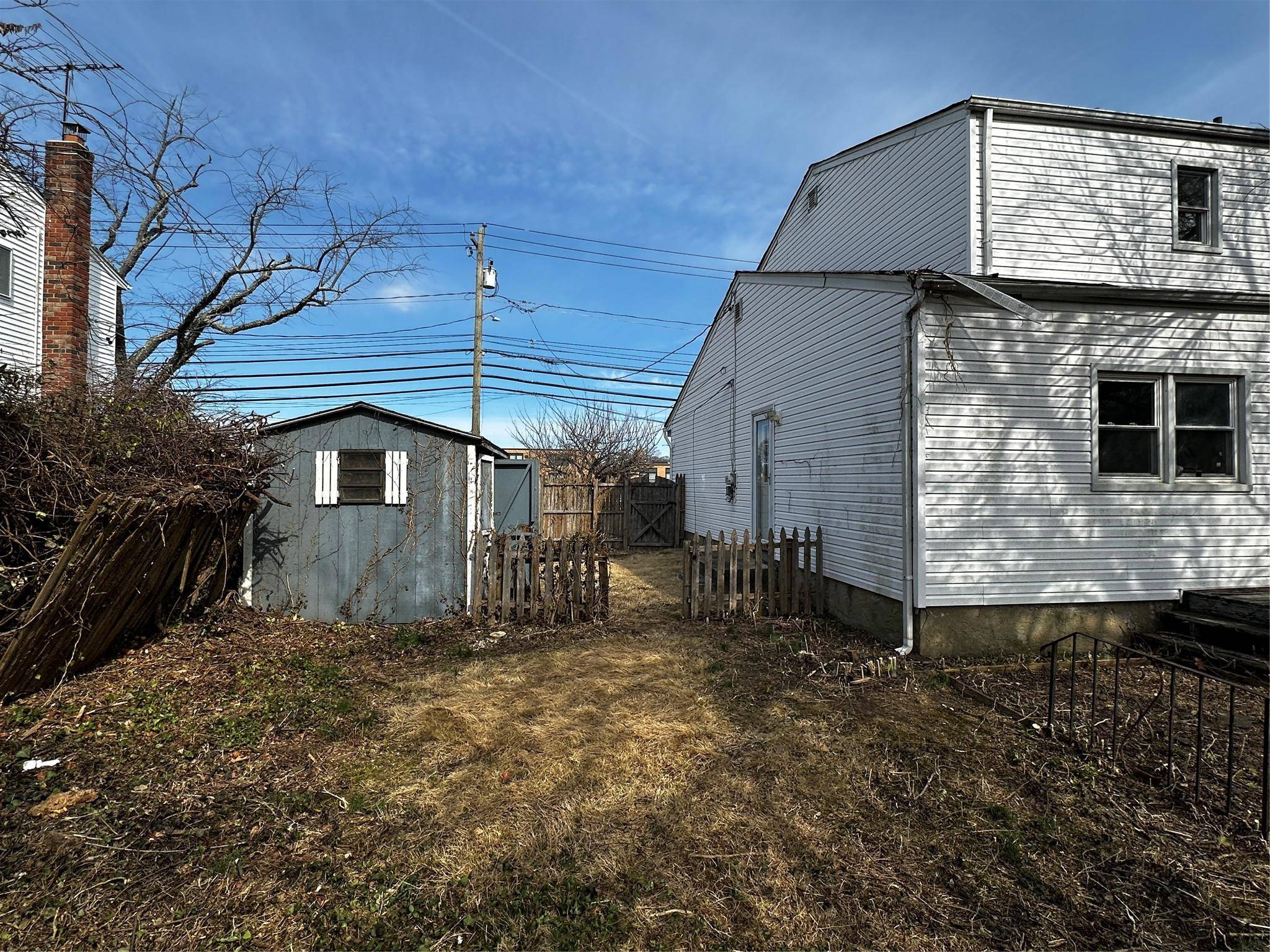 Massapequa, NY 11758,74 Jerusalem AVE