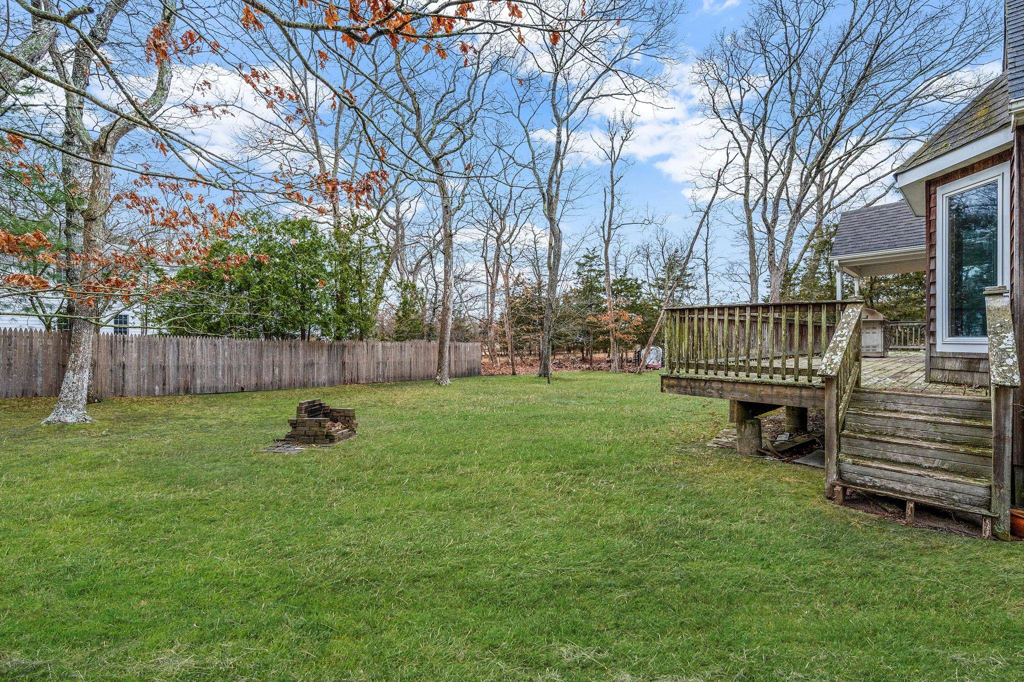 Southampton, NY 11968,64 Turtle Cove DR