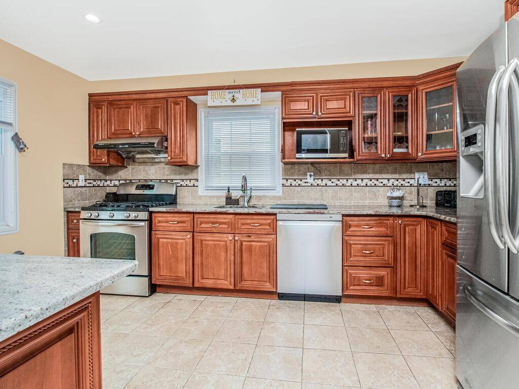 Yonkers, NY 10701,164 Shonnard TER