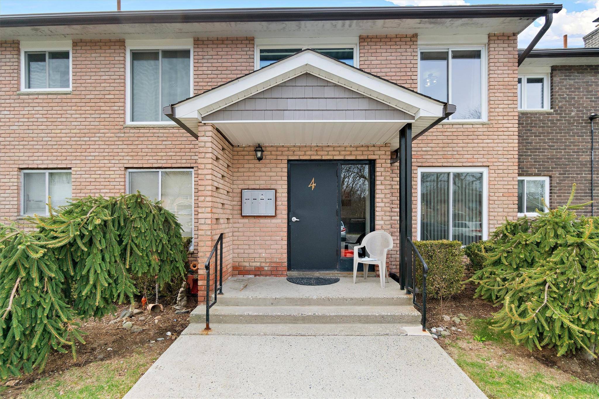 Monroe, NY 10950,4 Barnett DR #7-A