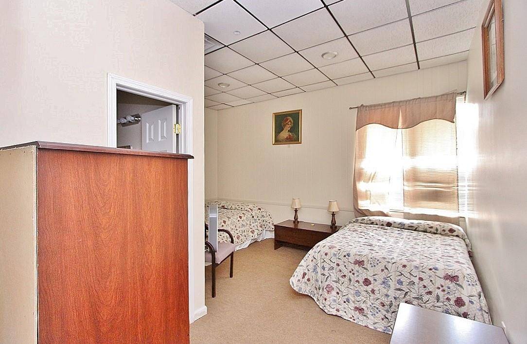 Saugerties, NY 12477,451 Washington Avenue EXT
