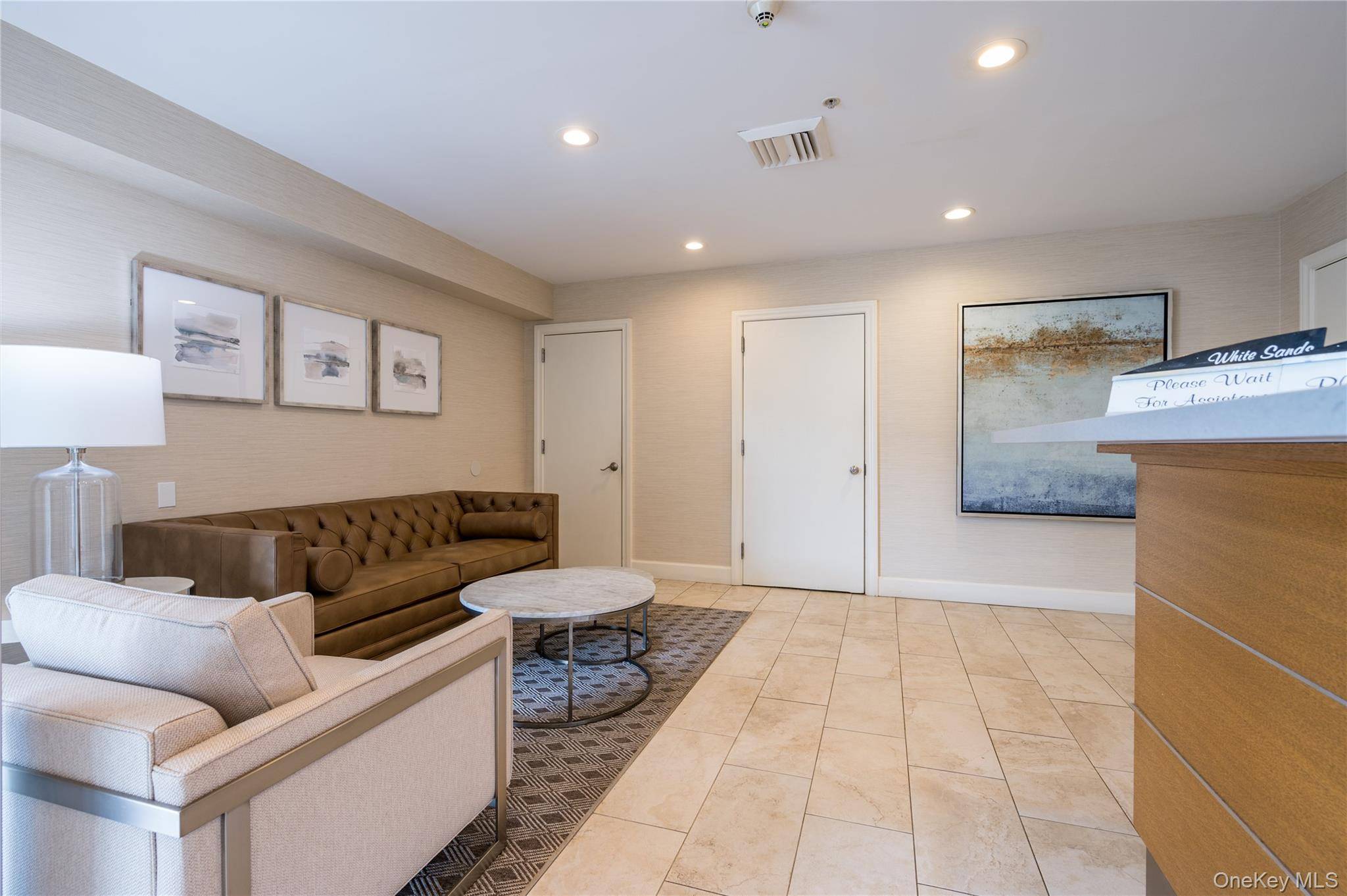Long Beach, NY 11561,26 W Broadway #505
