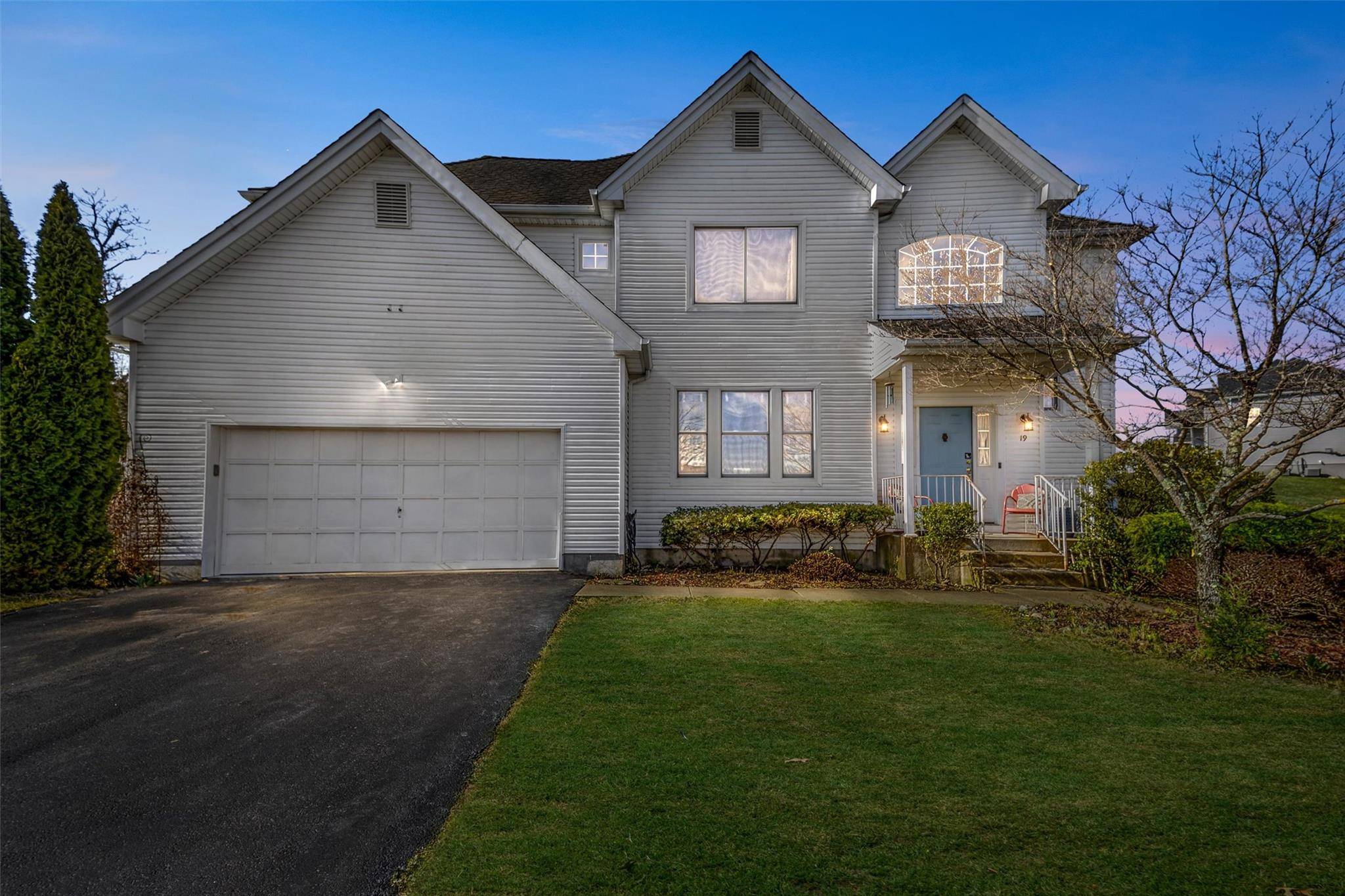 Fishkill, NY 12524,19 Arcadian PL