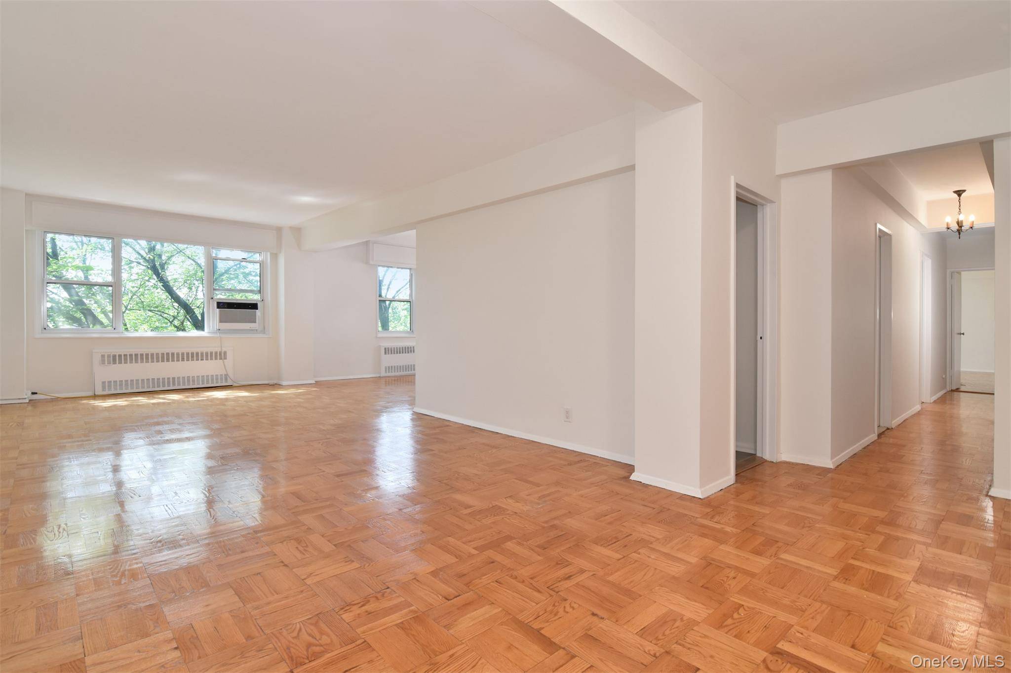 Bronxville, NY 10708,900 Palmer RD #7L