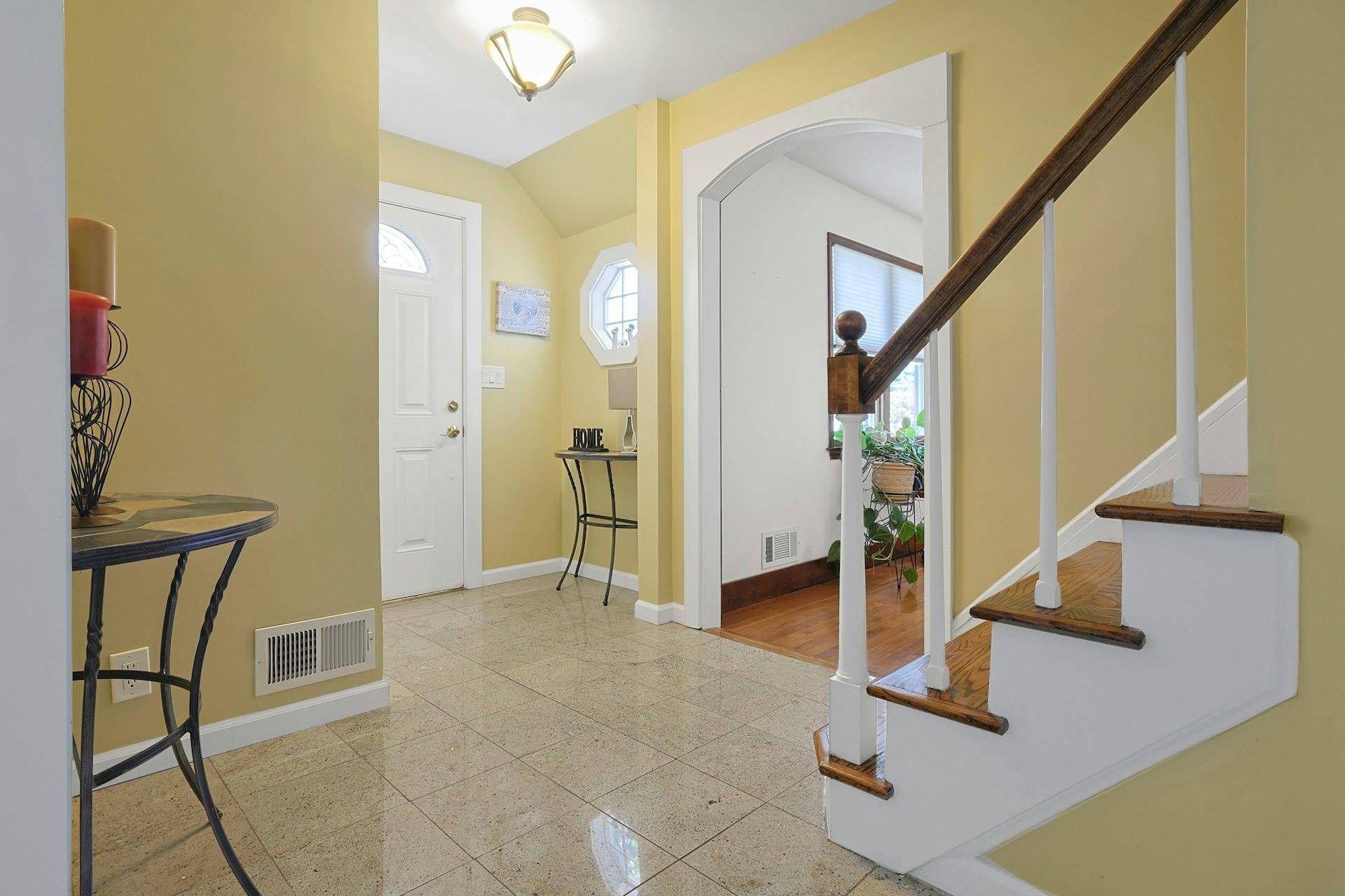 Hawthorne, NY 10532,328 Linda AVE