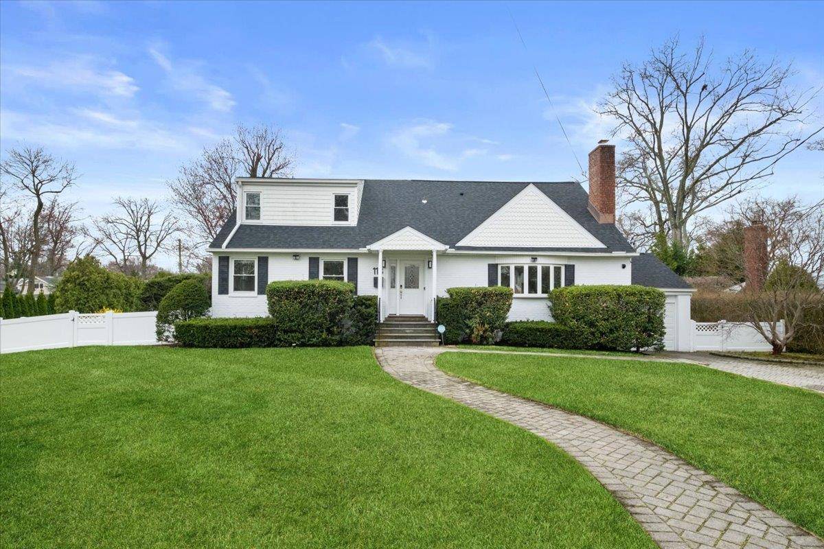 Scarsdale, NY 10583,118 New Wilmot RD