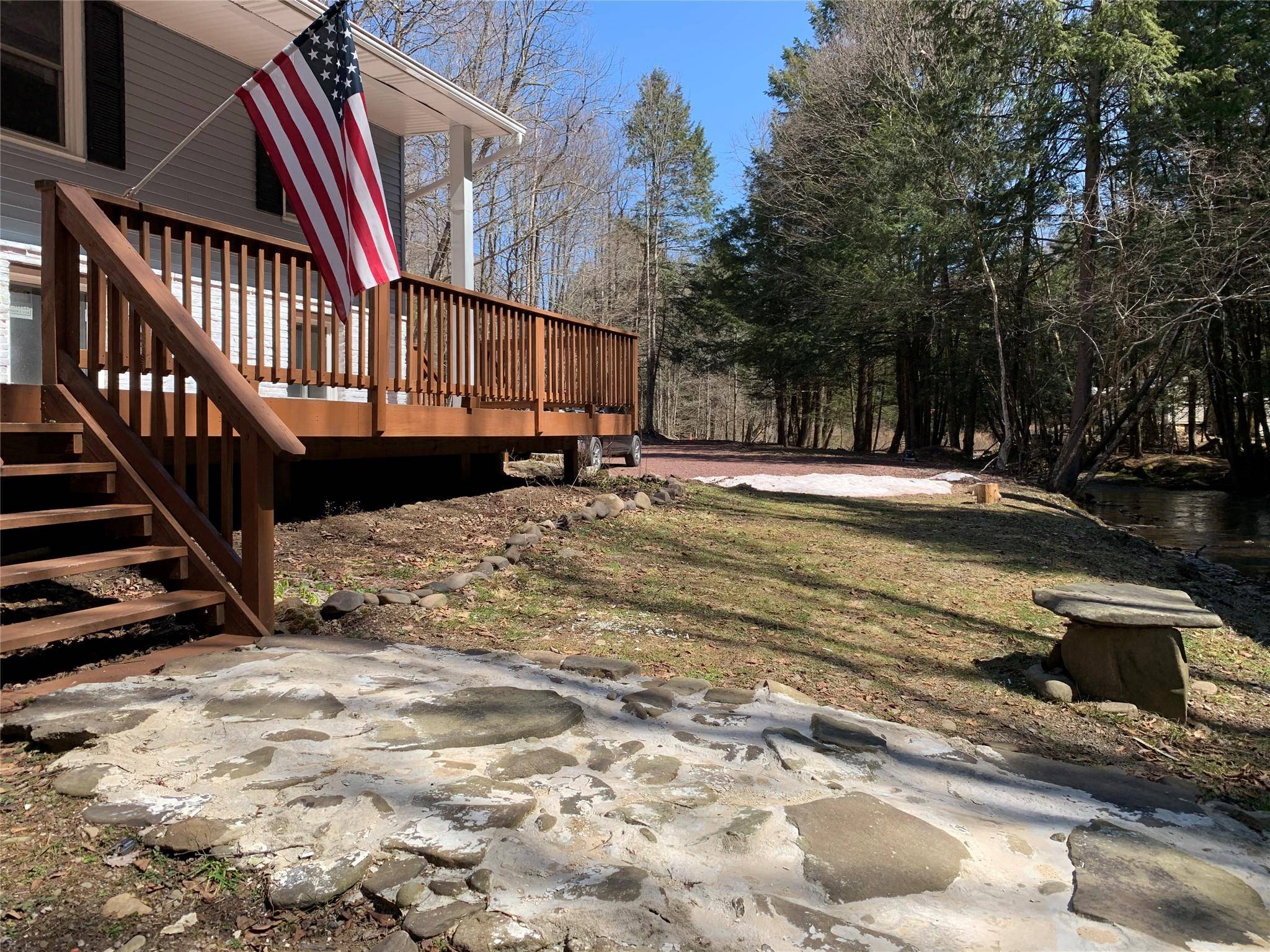 Long Eddy, NY 12760,604 Basket RD