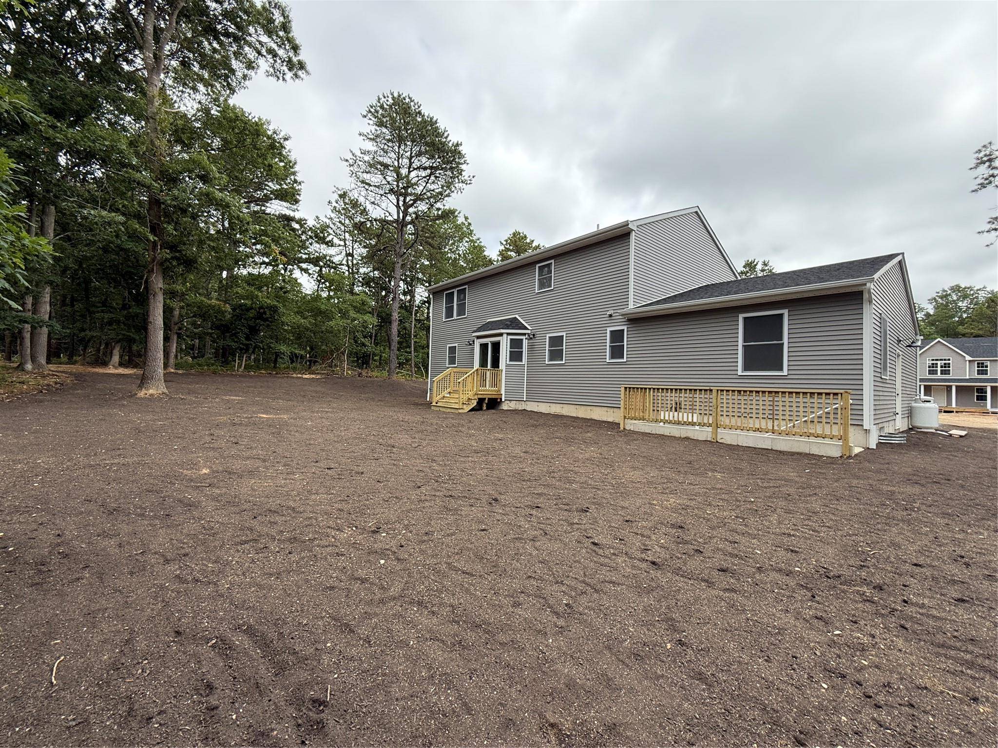 Middle Island, NY 11953,111 Currans RD
