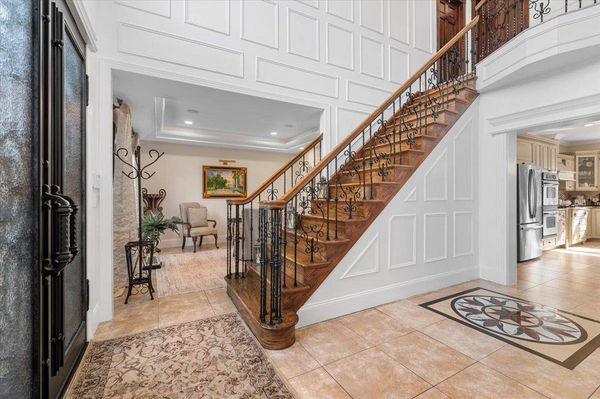 Garden City, NY 11530,173 Sackville RD